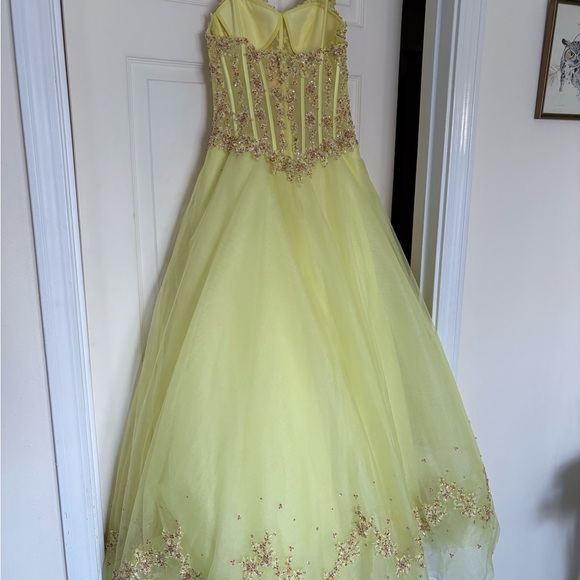 Yellow Beaded Evening Gown / Prom Dress - Picture 8 of 13